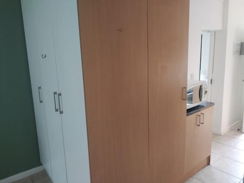 1 Bedroom Property for Sale in Strand South Western Cape